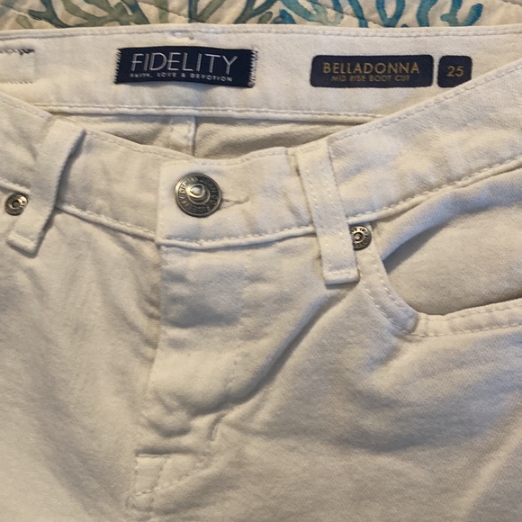 Fidelity Faith Love & Devotion Bella Donna jeans,mid rise boot cut. - Picture 4 of 4